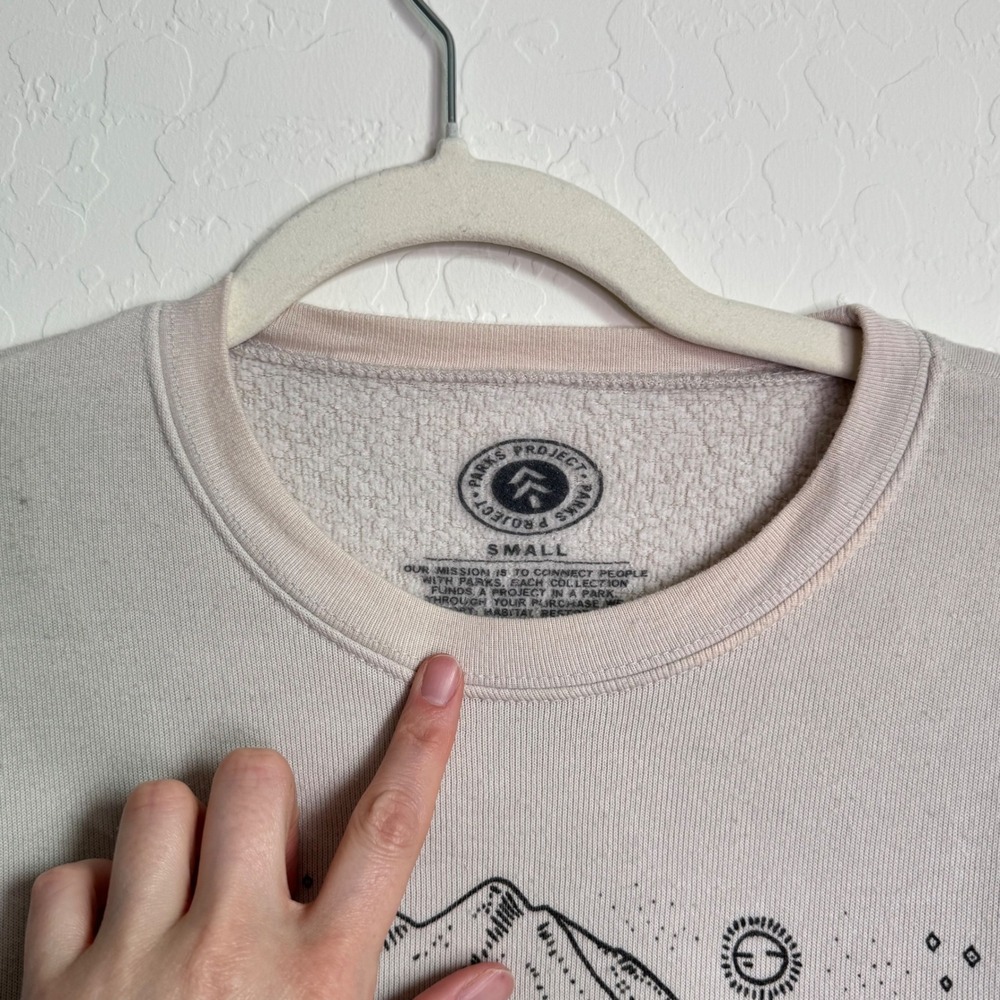 Parks Project National Parks Graphic Sweatshirt Cream Small Nature Outdoors - Picture 3 of 6